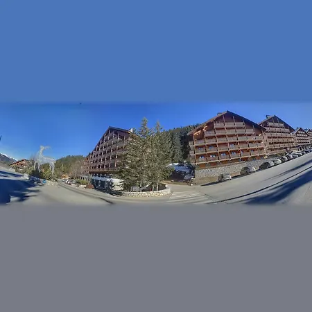 Proche Des Pistes Avec Balcon, Vue Sur Vallée - Fr-1-688-105 Appartamento *